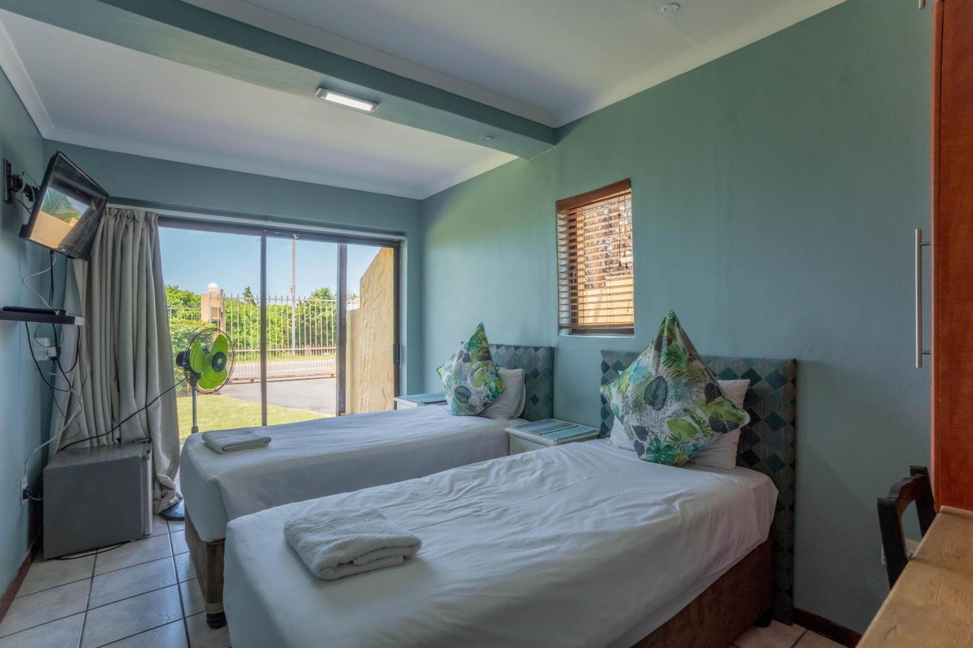 דורבן Glenashley Beach Accommodation - B&B And Backpackers מראה חיצוני תמונה